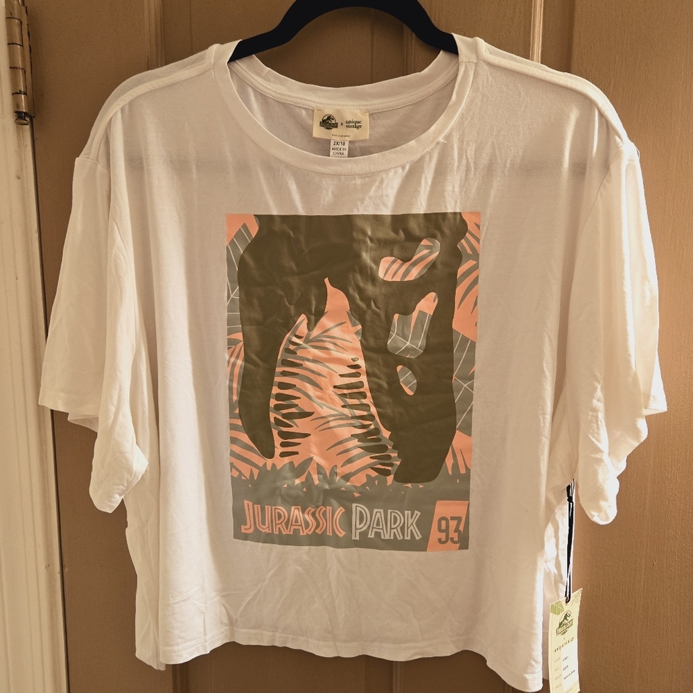 New 2x Unique Vintage x Jurassic Park graphic tshirt